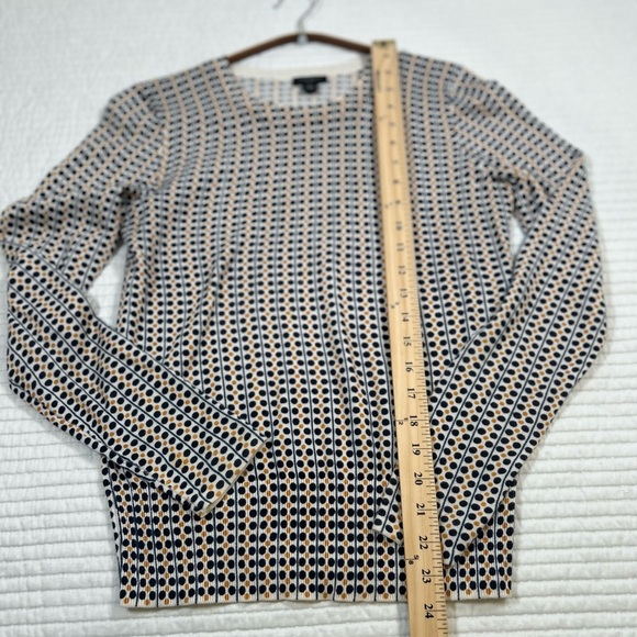 Ann Taylor Factory Blue and Gold Dot, Lightweight Sweater.Size XS.Career.Casual. - Picture 8 of 8